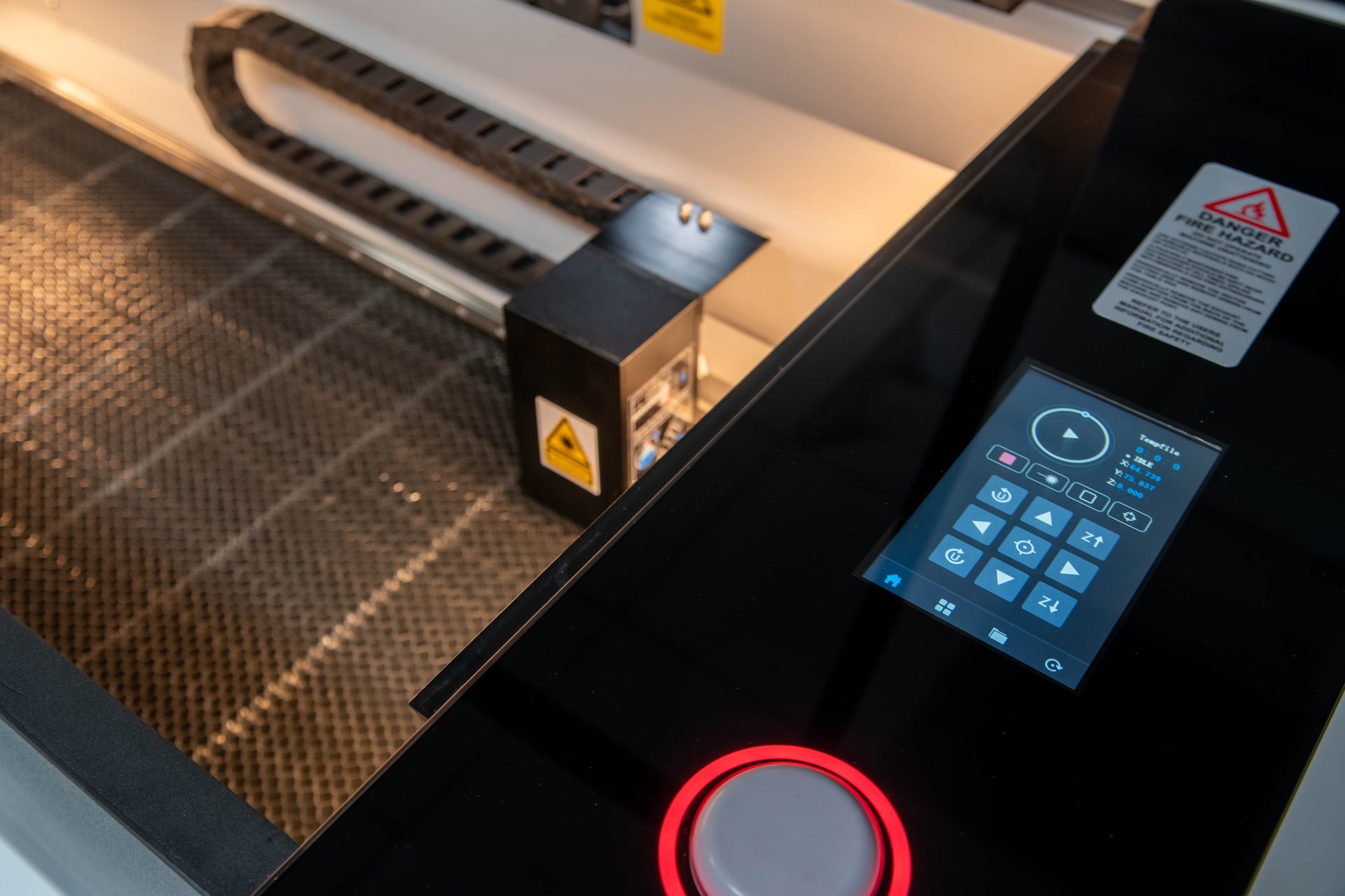 Inside the EVO Desktop CO2 laser