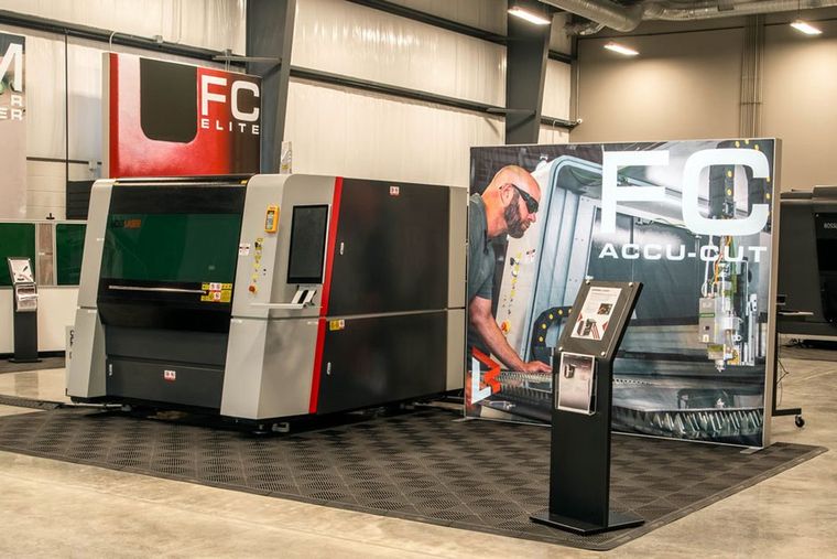 Boss Laser Experience Center showroom with fiber and CO2 machines