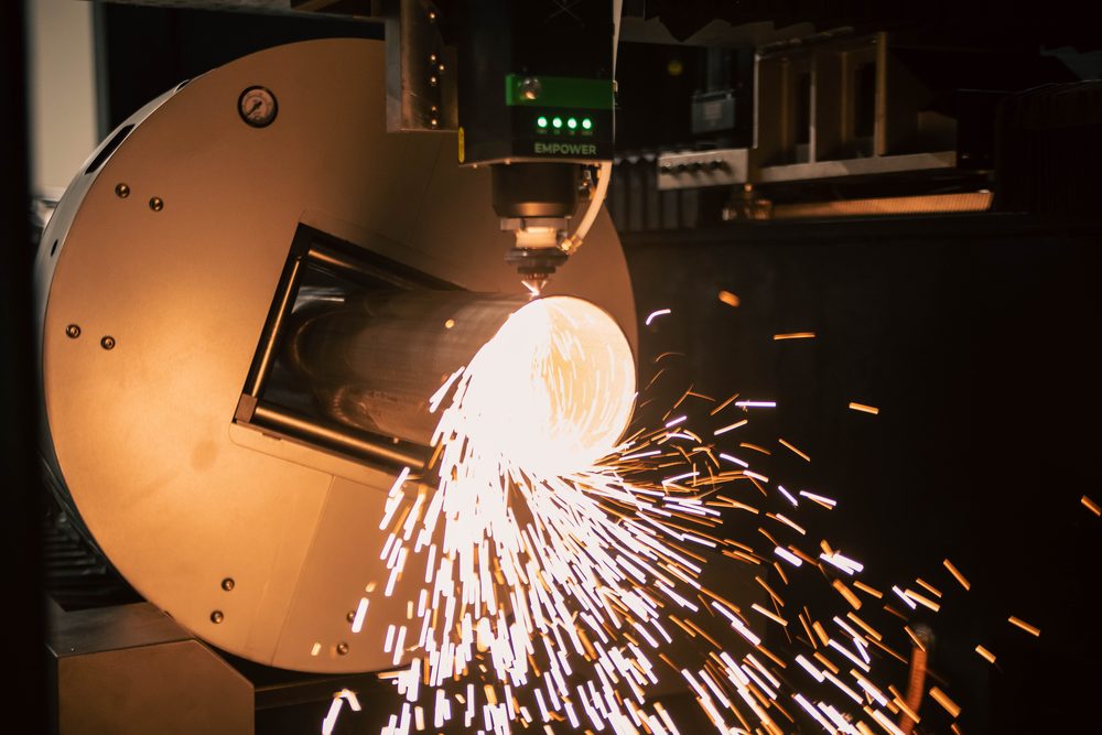 Fiber laser cutting tube and pipe